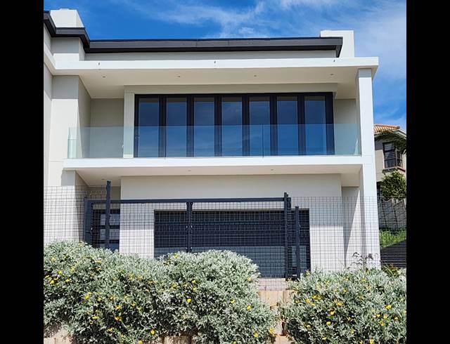 3 BEDROOM DUET FOR SALE IN HARTENBOS HEUWELS